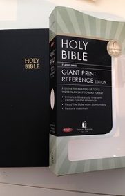 NKJV PS Giant Print Bible
